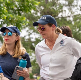 Council Member Kamin with a FEMA Representative
