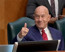 Mayor Whitmire Gives a Thumbs Up